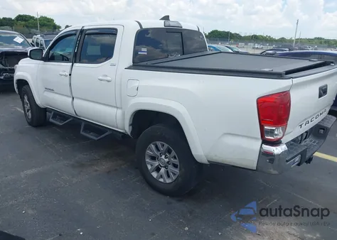 2019 Toyota Tacoma Sr5 V6 z USA, uszkodzony, nr VIN 3TMAZ5CN6KM100957